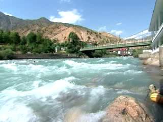 صور Varzob River نهر